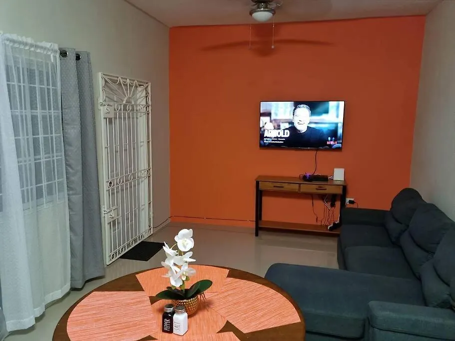 S.G Apartment Complex. Linstead 0*,  Jamajka